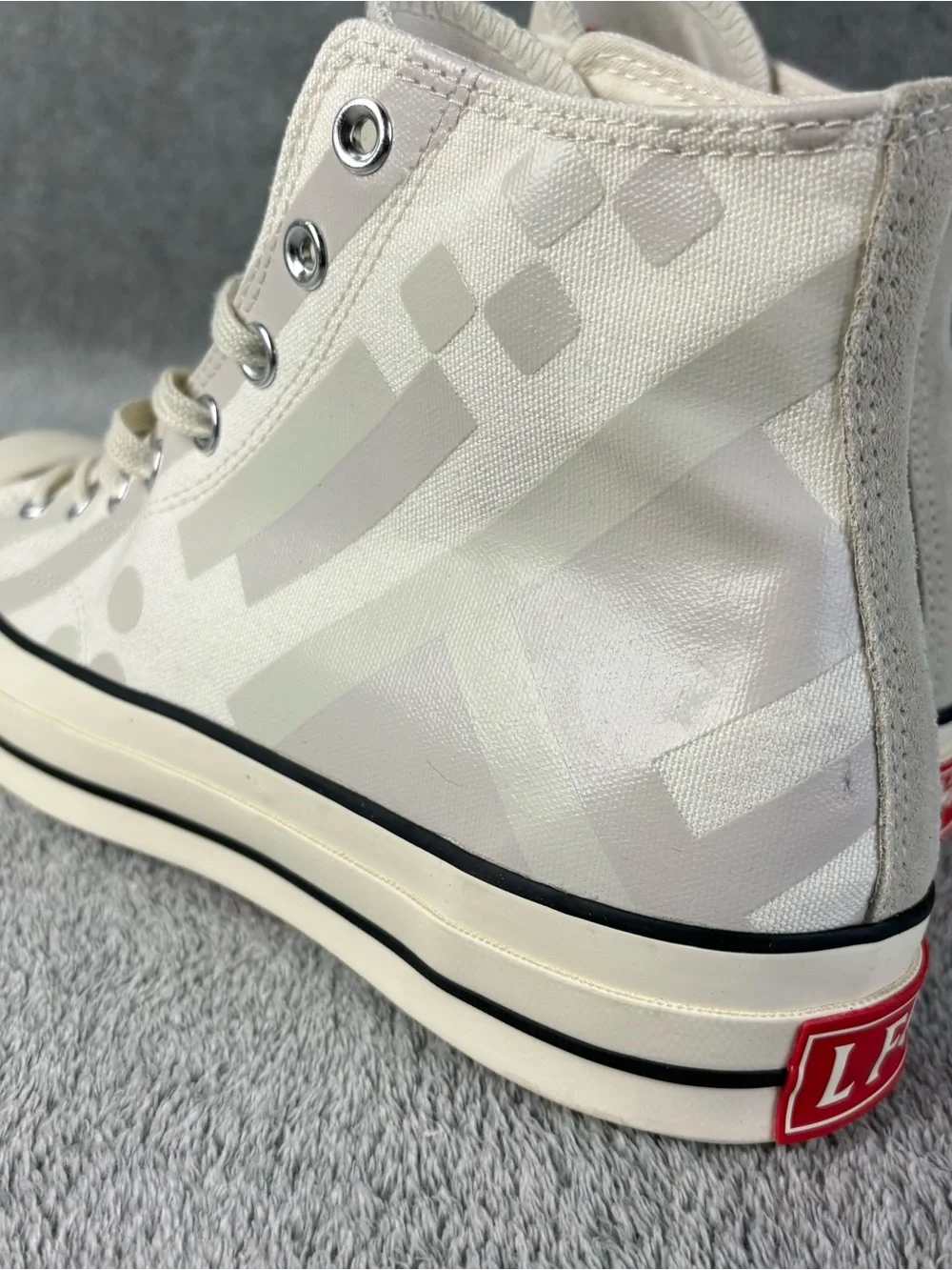 Size US 10.5 UK 9.5 Liverpool F.C. x Converse Chuck 70 High Anfield Stadium - Picture 11 of 16